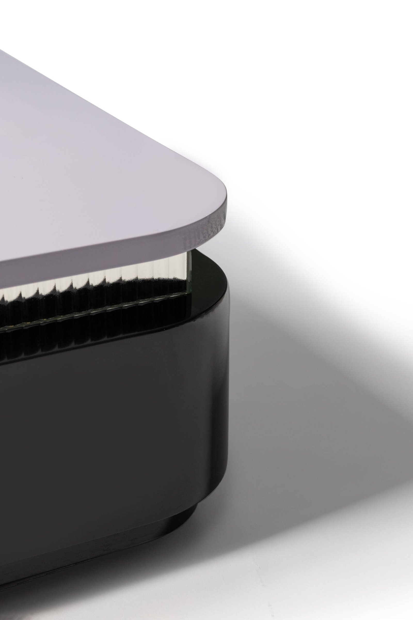 THELMA E LOUISE COFFEE TABLE - COFFEE TABLE - LILAC - BLACK - LAQUERED MDF - GLOSS - SOFTHOUSE - CASAORNELLA